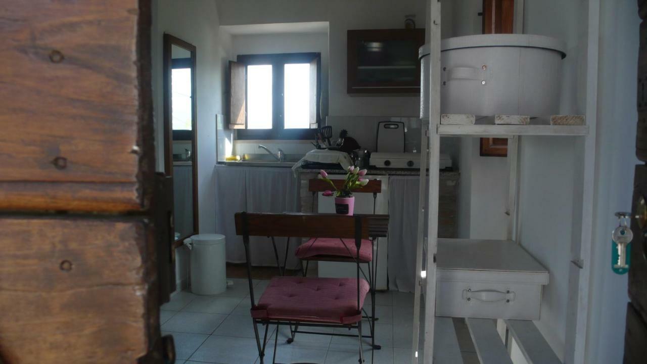 Depandance Elvira Basilico Apartment San Valentino in Abruzzo Citeriore Bagian luar foto